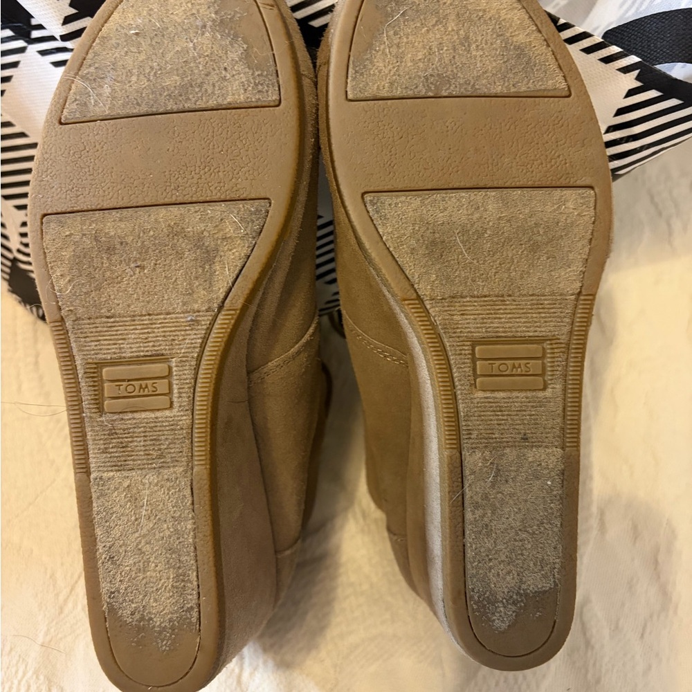 TOMS Women's Brown Heeled Boots